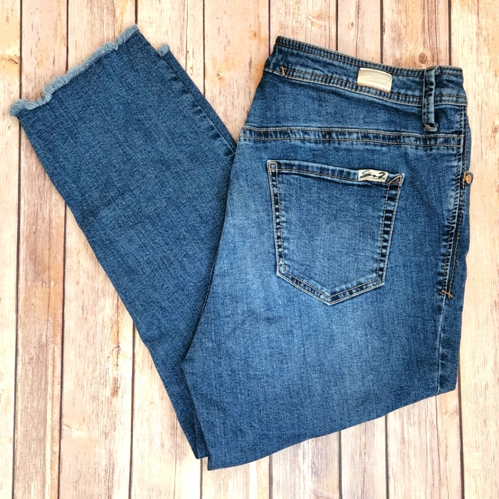 Seven 7 Capri Jeans